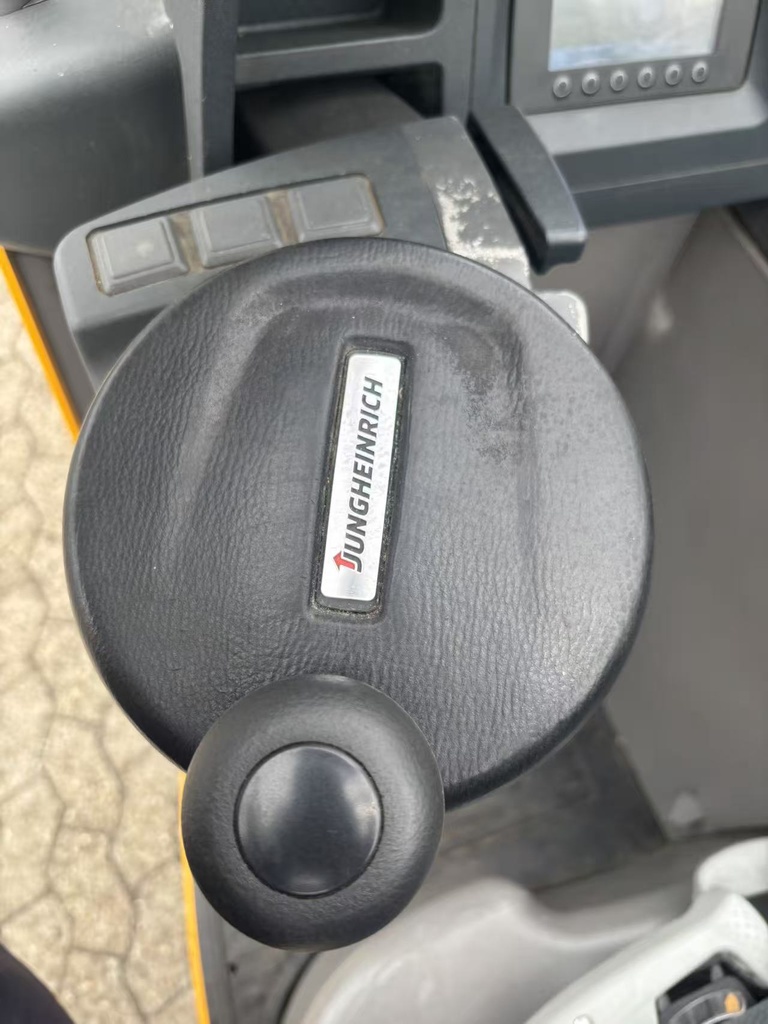 c64d27e311836c39e8e4a7a3e0543828.jpg
