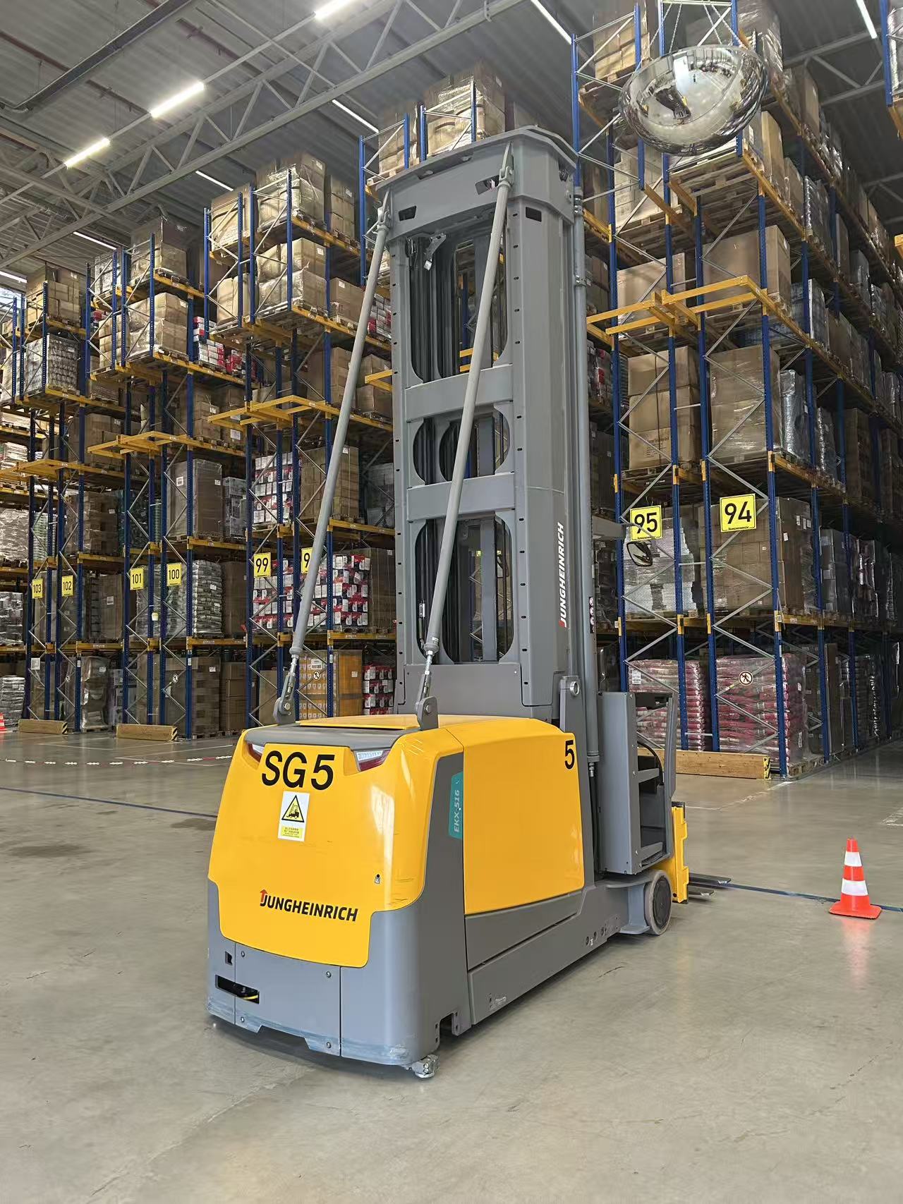 EKX516 G+S 125 950DZ
